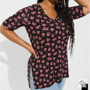 Torrid V-Neck Rose Blouse Womens Size 4X NWT